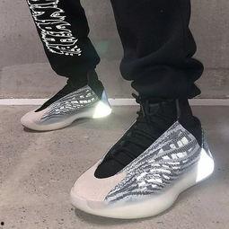 籃球鞋最新爆料視頻,前沿科技與時(shí)尚潮流的完美融合