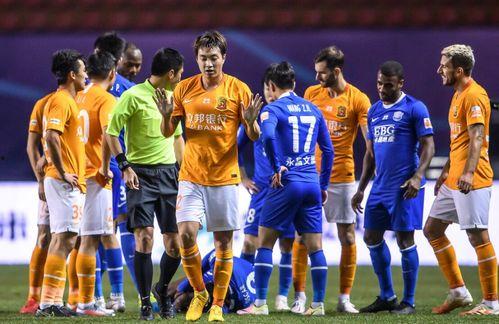 足壇最新爆料消息新聞,最新爆料揭示轉(zhuǎn)會內(nèi)幕與賽場新動態(tài)